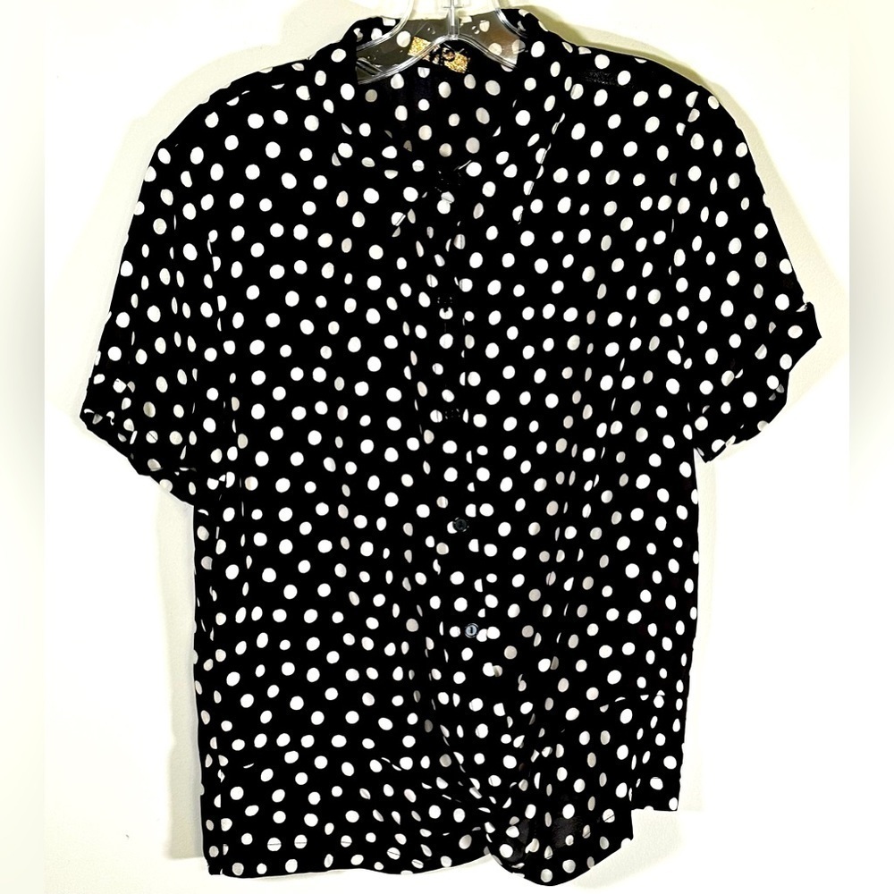 Women's Polka Dot Twisted Front Button Down